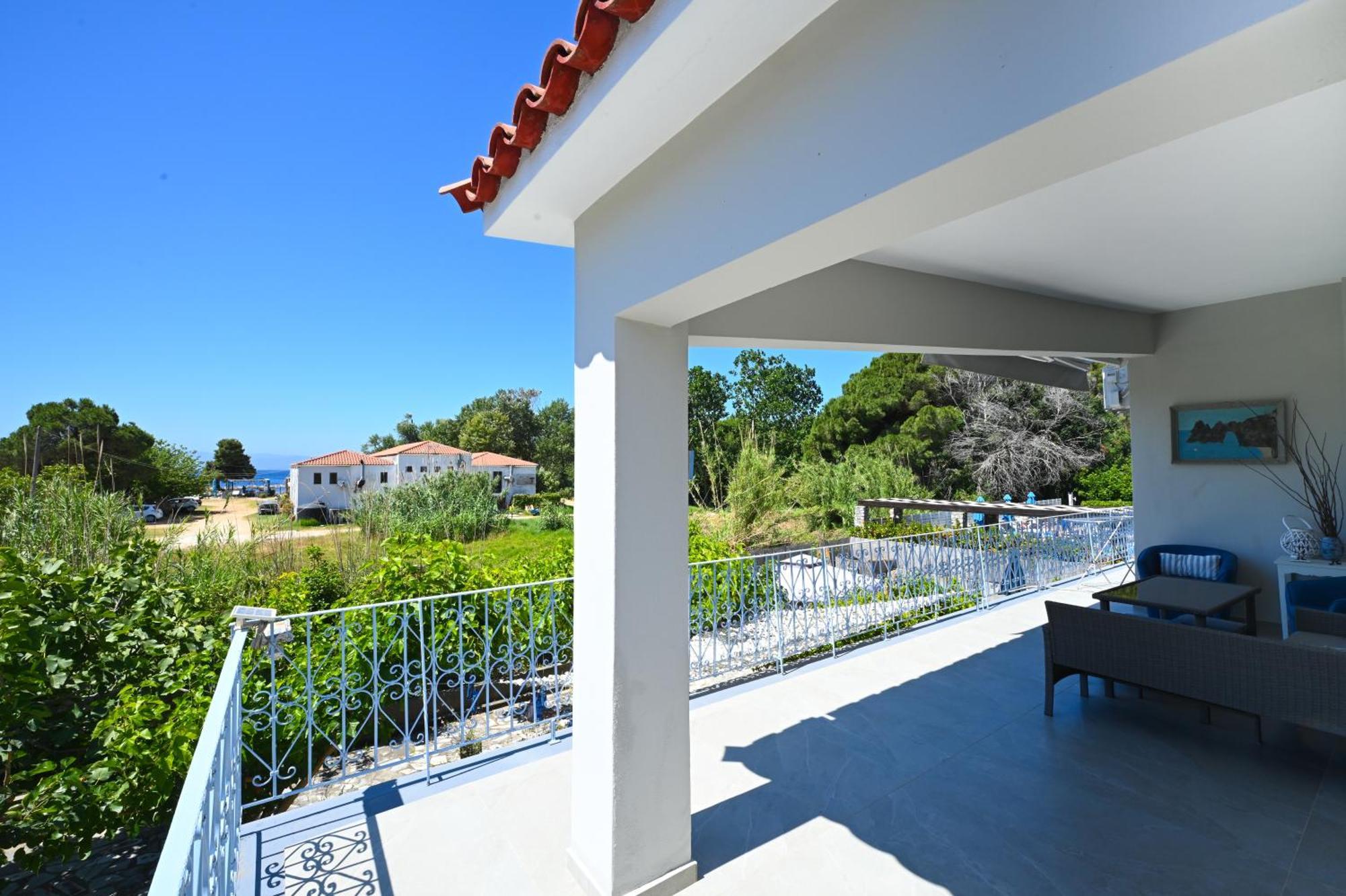 Anchor Villa Troulos Exterior photo