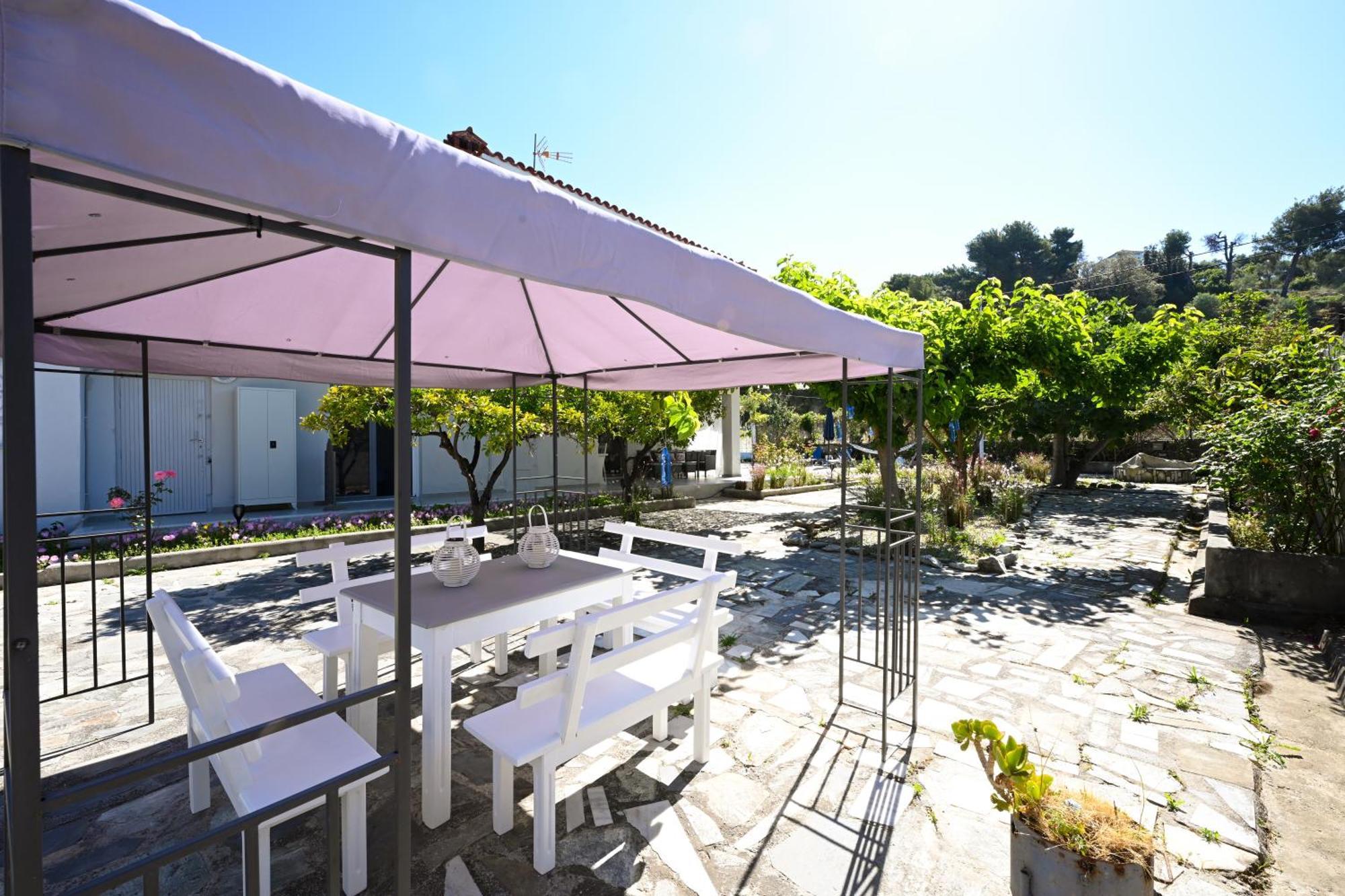 Anchor Villa Troulos Exterior photo