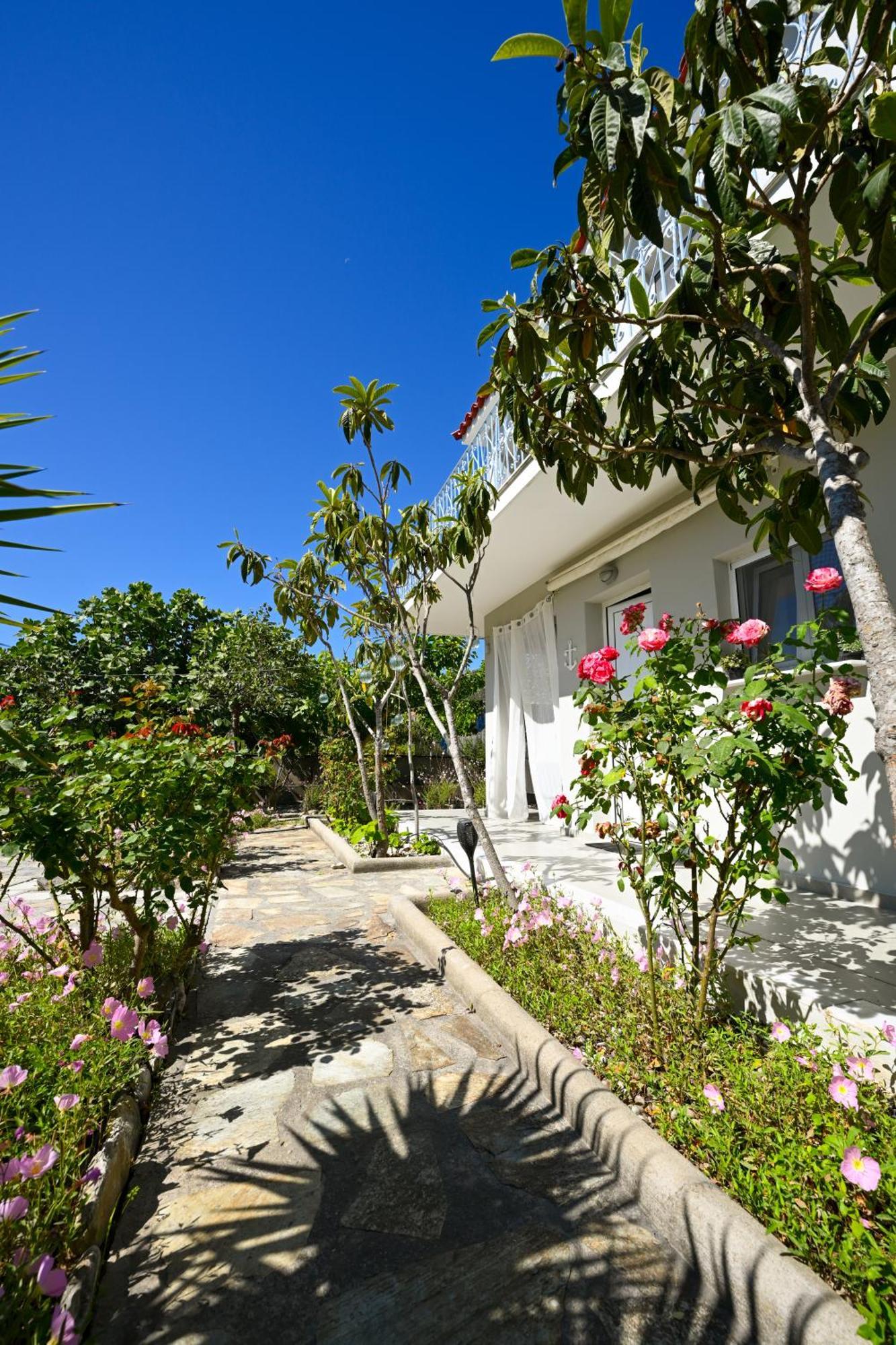 Anchor Villa Troulos Exterior photo